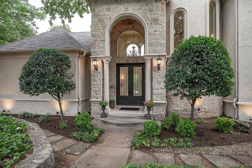 Listing 20316258 - Large Photo # 2
