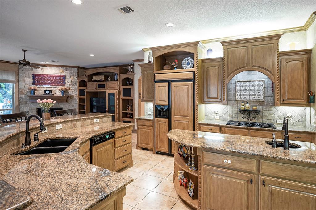 Listing 20316258 - Large Photo # 14