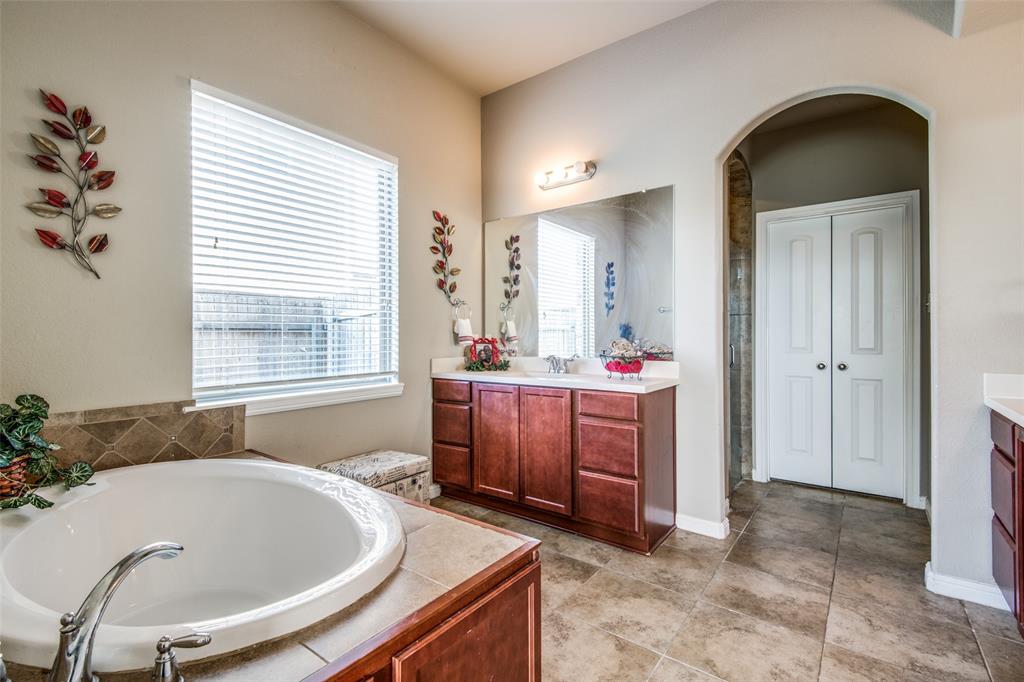 Listing 20322511 - Large Photo # 17