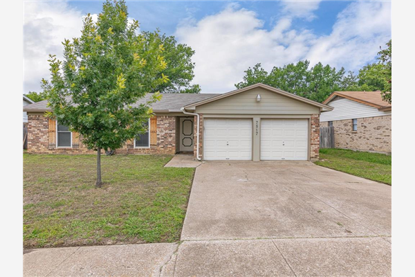 7517 Clover Lane, Watauga