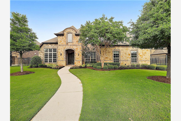 905 Berkshire Road, Southlake
