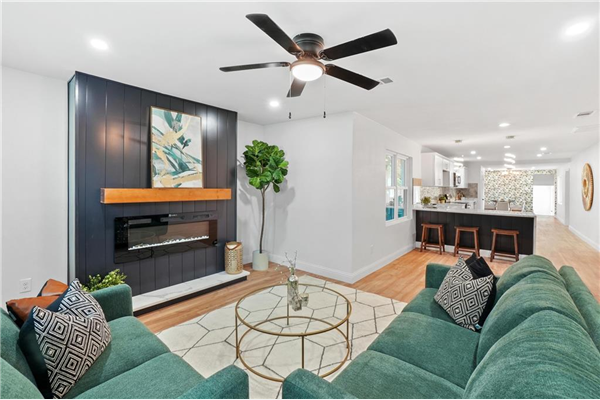 1207 Pioneer Drive, Dallas