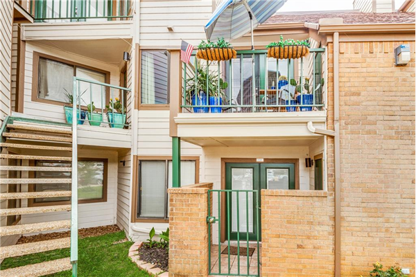 2301 Basil Drive, Arlington