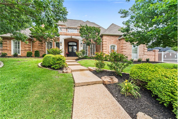 709 Dominion Drive, Southlake