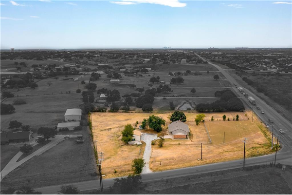 100 Blue Mound Road E, Haslet