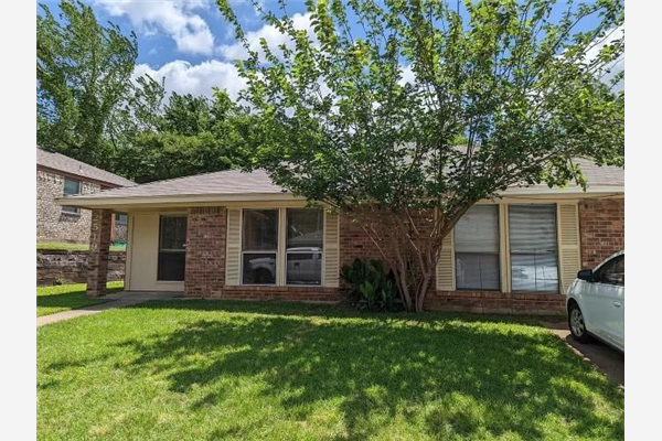 2519 Windy Pine Lane, Arlington