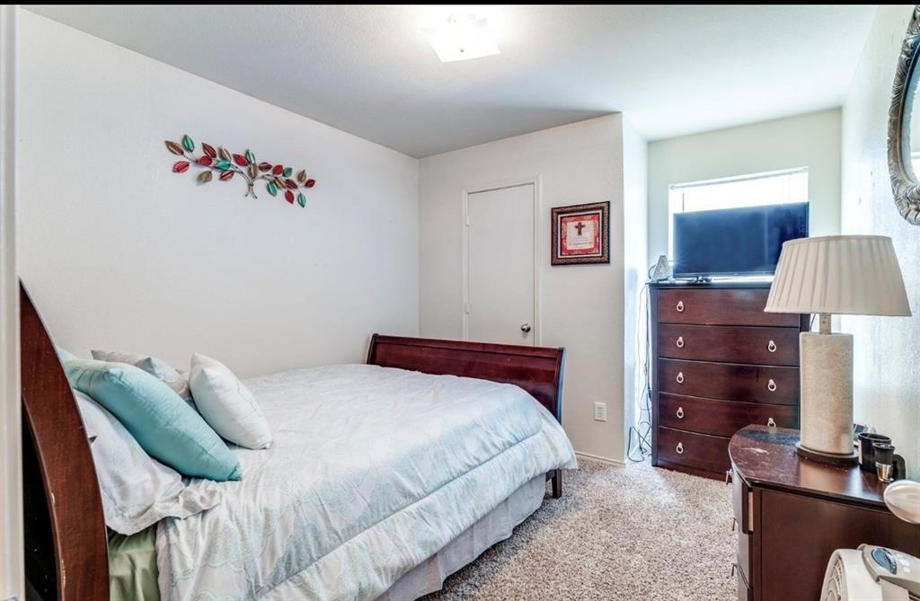 612 Canoe Way, #612 616