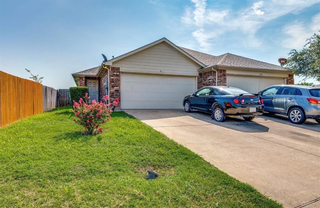 612 Canoe Way, #612 616