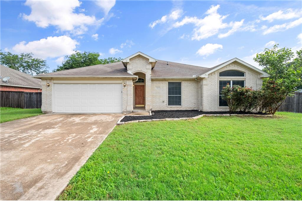 1612 Wintercrest Road, Grand Prairie