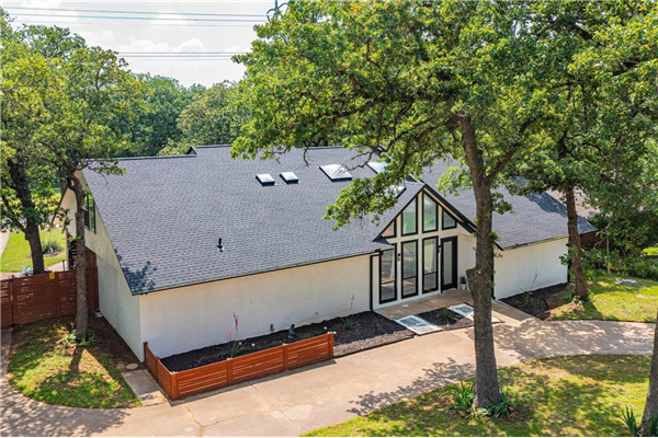 2306 Cypress Drive, Grand Prairie