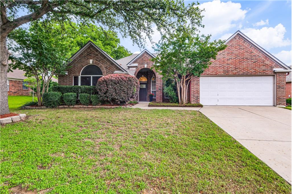 2418 Roundtable Court, Grand Prairie