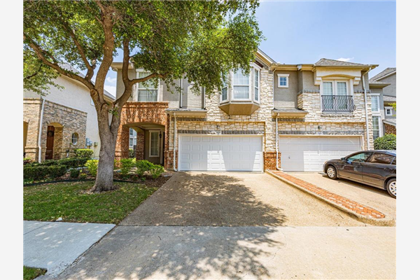 2529 Rue De Ville, Irving
