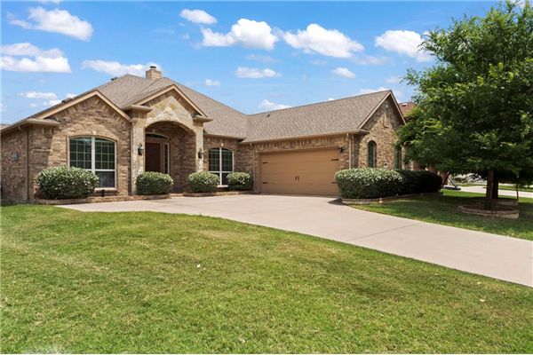 2812 Pino, Grand Prairie