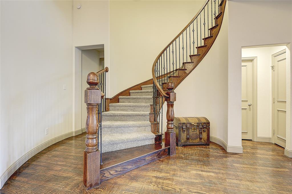 Listing 20339164 - Large Photo # 6