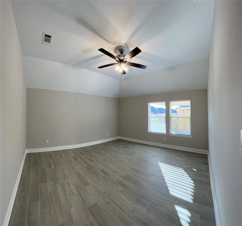 Listing 20339180 - Large Photo # 8