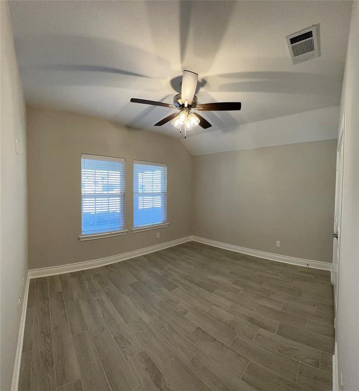Listing 20339180 - Large Photo # 11