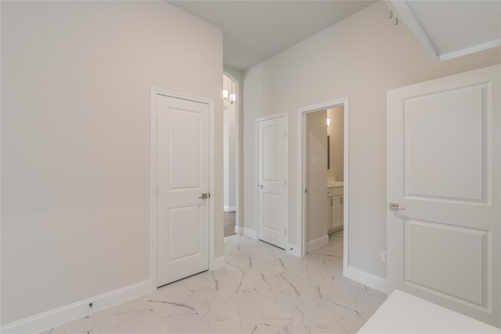 6433 saint george Court