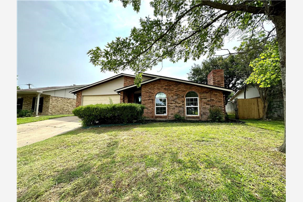 3004 Shady Brook Drive, Bedford