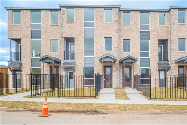 1601 Mignon Drive, Arlington