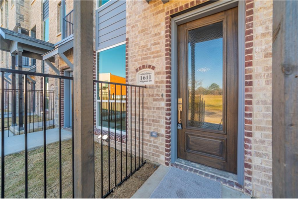 1611 Mignon Drive, Arlington