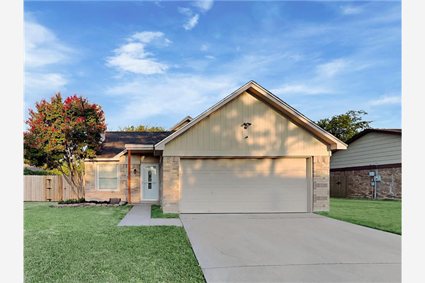 7301 Sunnybank Drive, Fort Worth