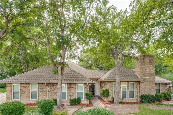 1312 Stonecreek Court, Garland