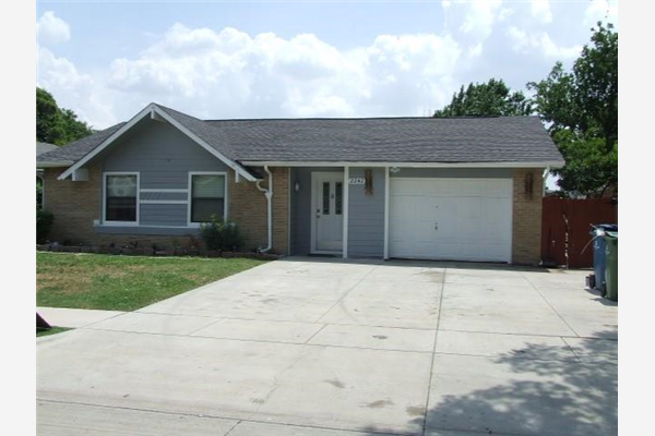 2242 Lockwood Drive, Carrollton