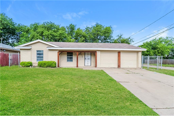 3900 Hilldale Road, Fort Worth