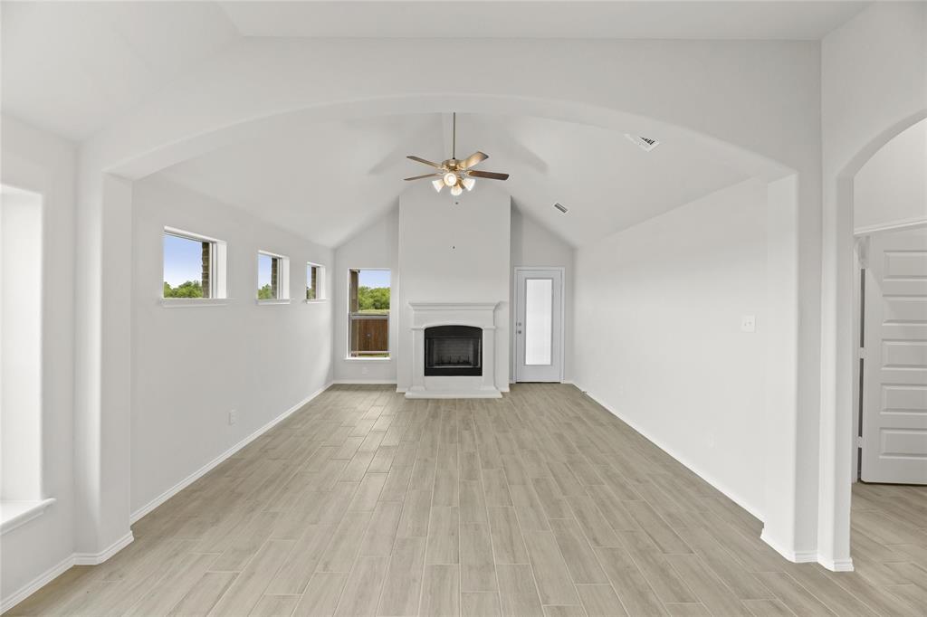 1233 Hunters Ridge Drive