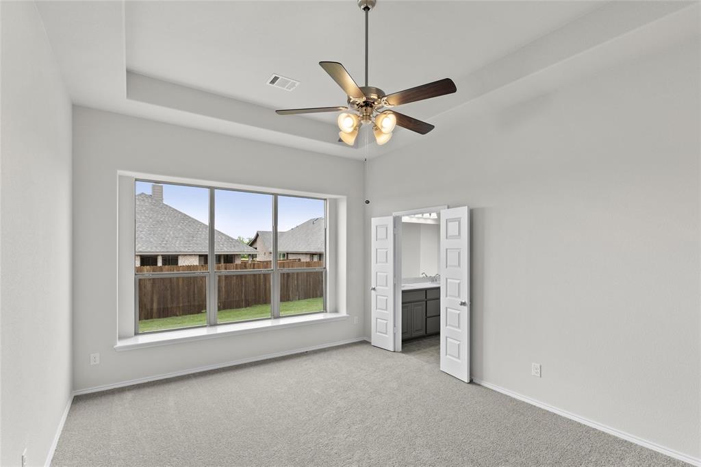 1233 Hunters Ridge Drive
