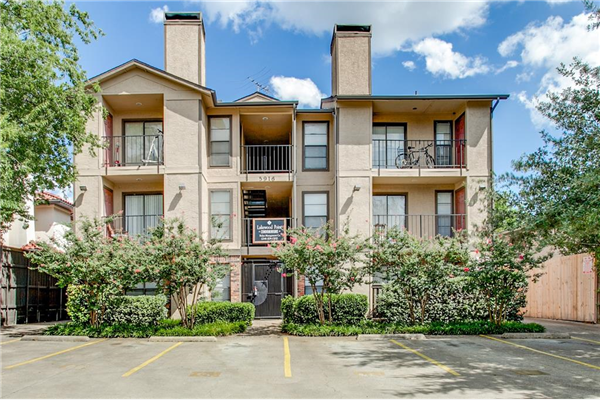 5916 Gaston Avenue, Dallas