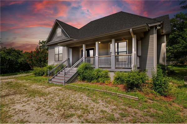 206 Depot Street, Whitesboro