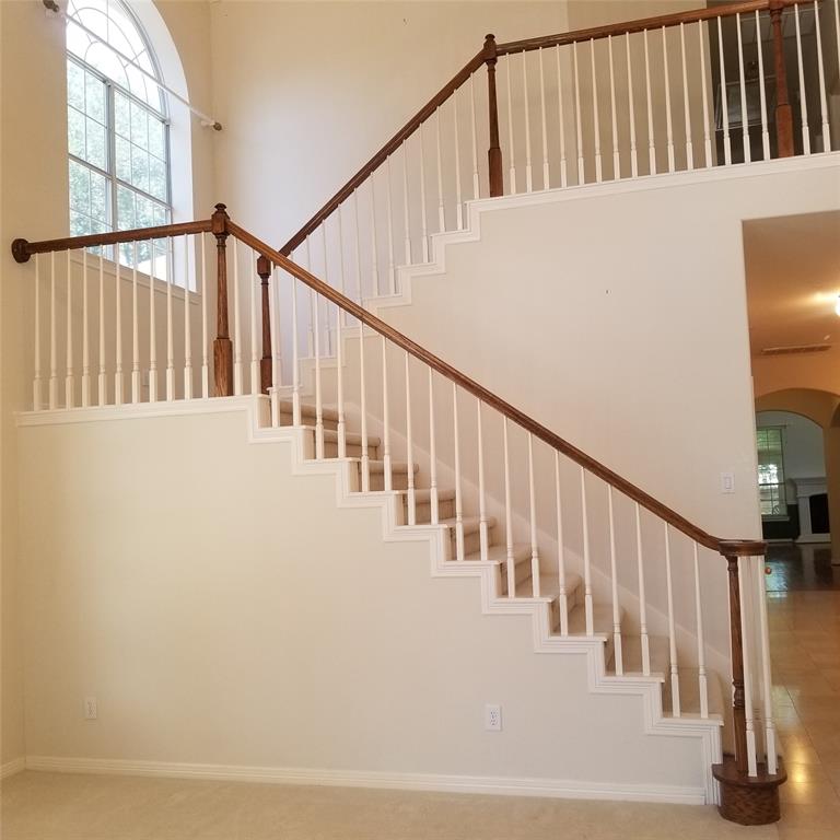 717 Finch Court