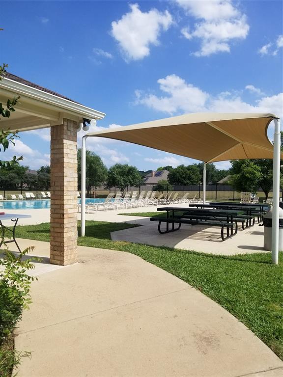 717 Finch Court