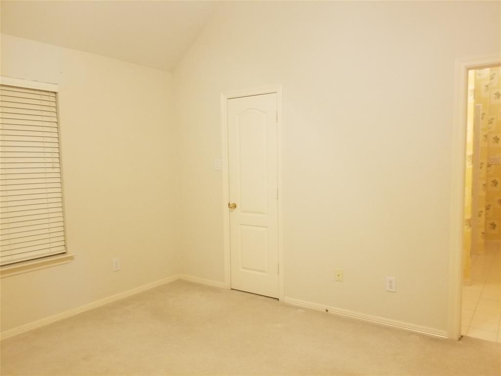 717 Finch Court