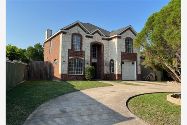 1606 Bogarte Drive, Grand Prairie