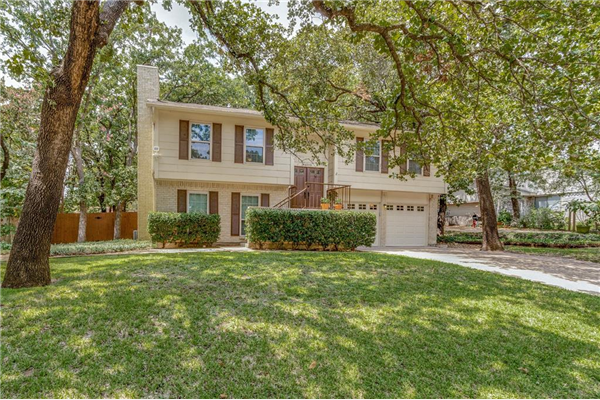 4608 Lindberg Drive, Arlington