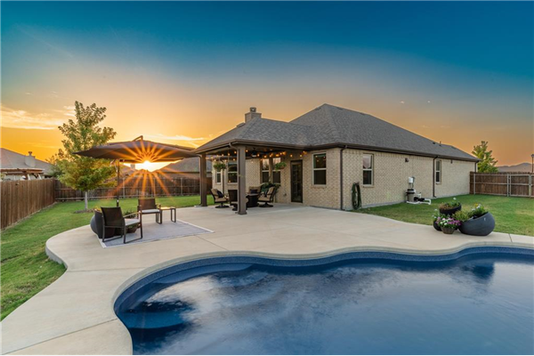 101 Acadia Lane, Forney