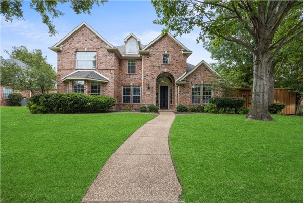 8200 Young Court, Plano