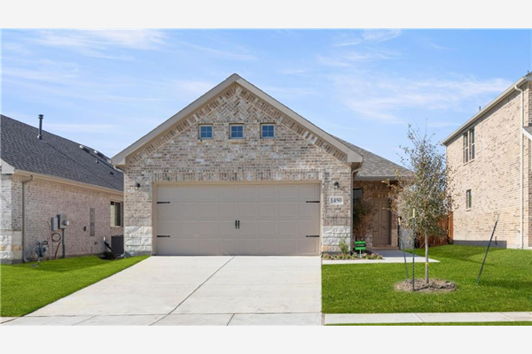 1450 Martingale Lane, Forney