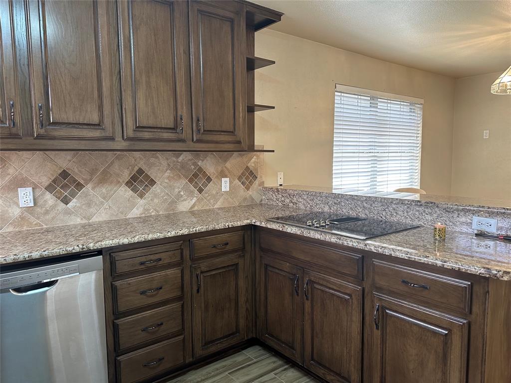 7305 Whitfield Court