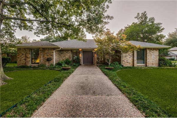 800 Shadycreek Court, Arlington