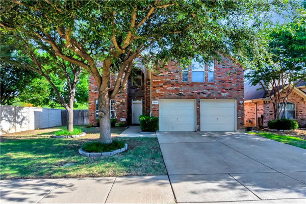 7807 Enchanted Isle Drive, Arlington