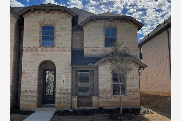 6828 Joelene Rae Drive, Arlington