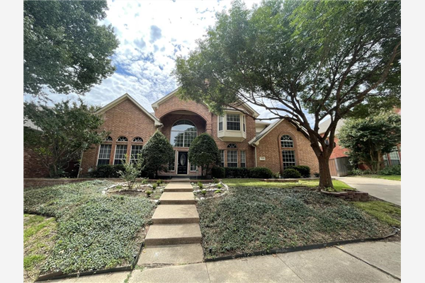 708 Shallow Creek Lane, Plano