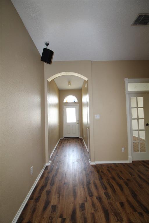 645 Creekview Drive