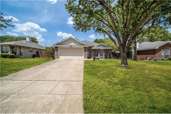 3009 Scenic Glen Drive, Mansfield