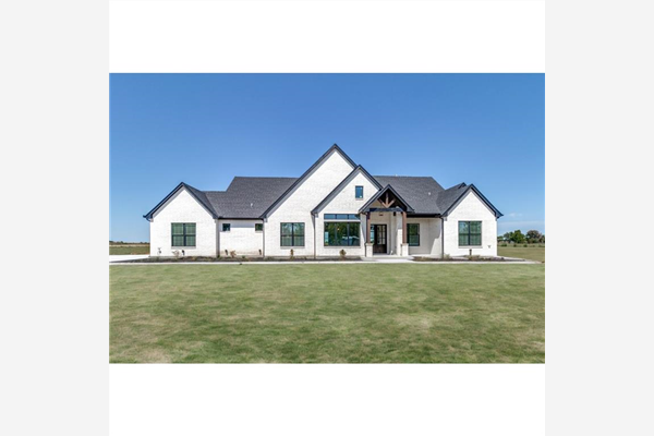 2109 Edwards, Van Alstyne
