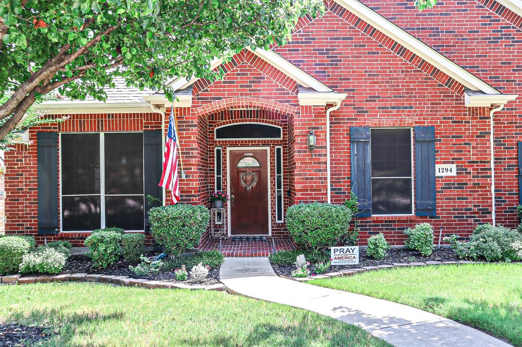 1294 Stanford Drive