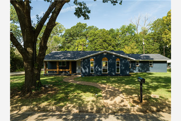 3125 Frances Drive, Denison